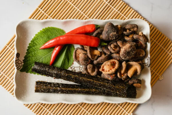 Freeze-fried shiitake mushroom caps are a healthy snack.