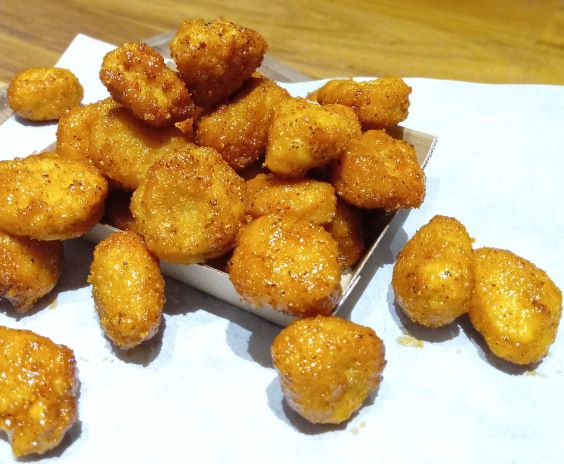 Shaken Ranchero Popcorn Chicken made with Griffith Foods' Homestyle Breading System and Ranchero Flavour Glaze